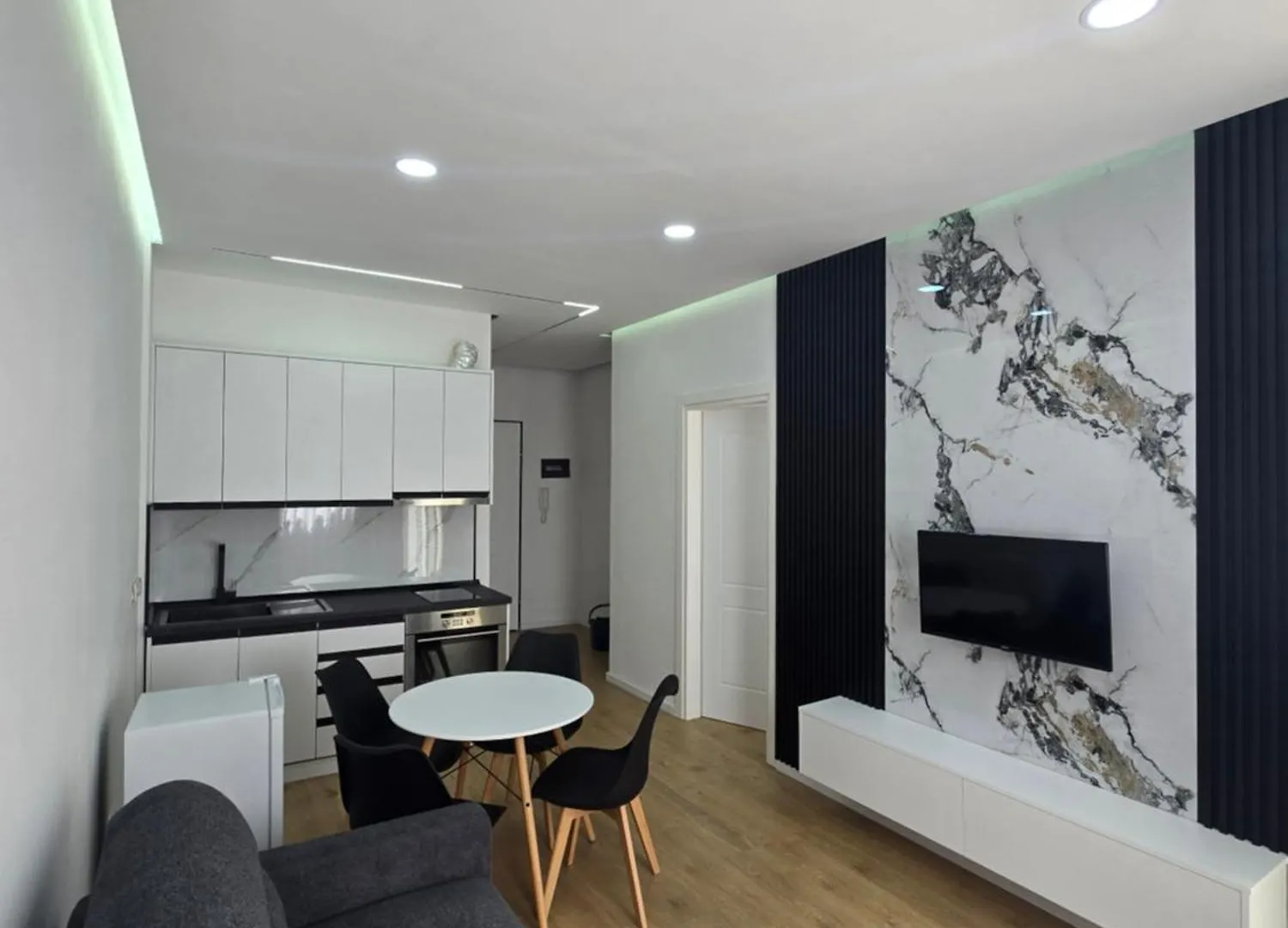 Apartment Blue Opal Apartament Kashar