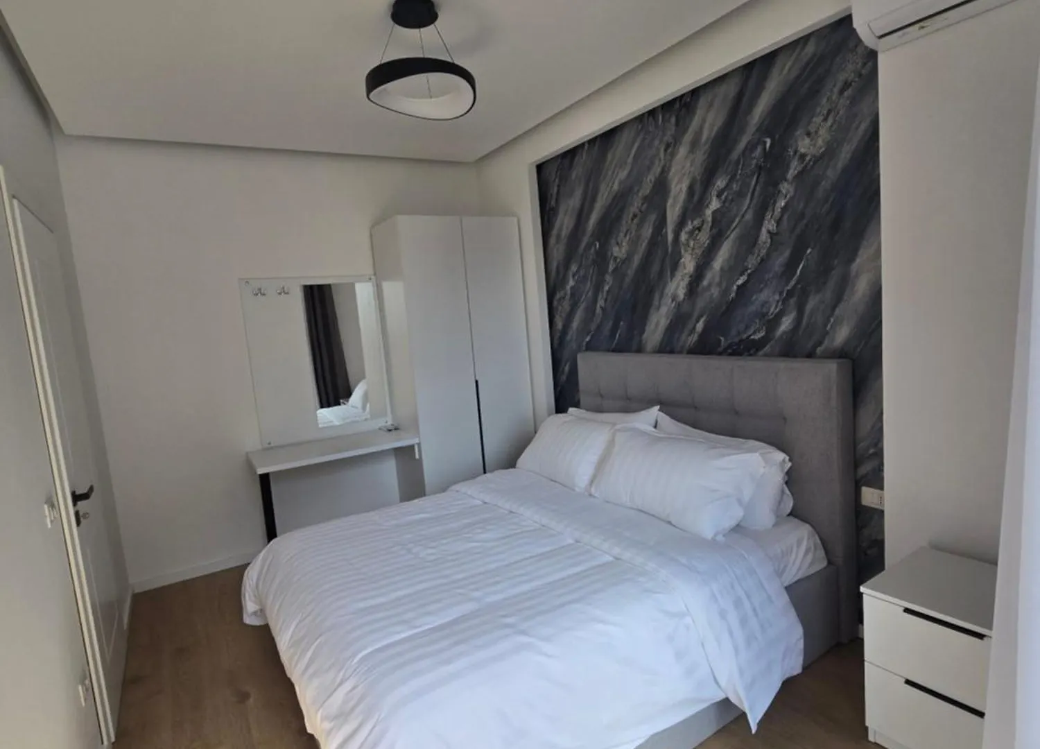 Blue Opal Apartament Kashar Apartment