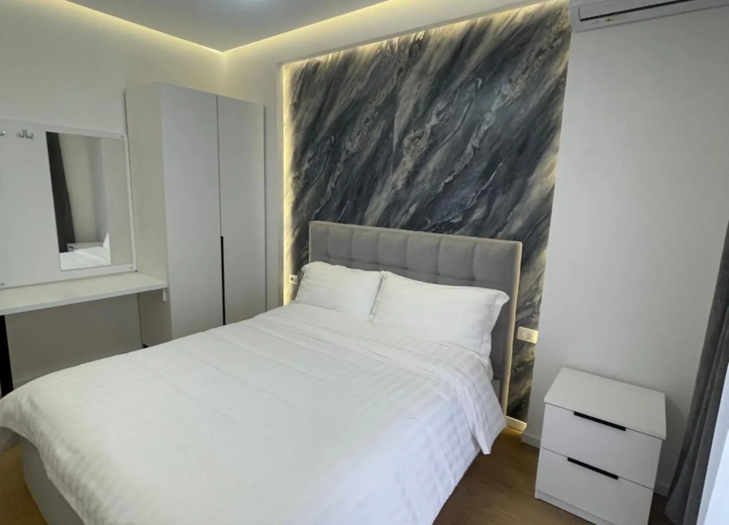 Blue Opal Apartament Kashar Apartment