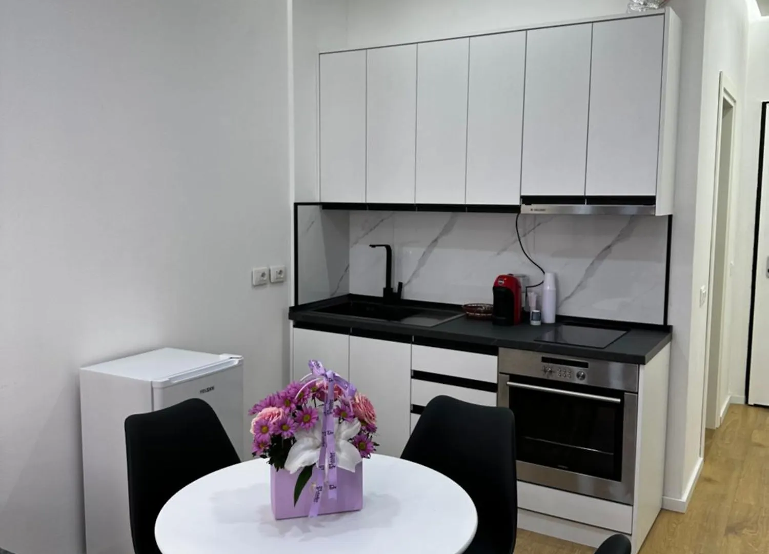 Blue Opal Apartament Kashari 0*,